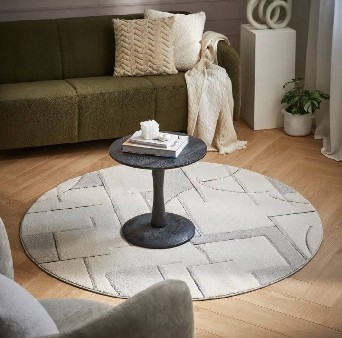 kulatý koberec obývací pokoj